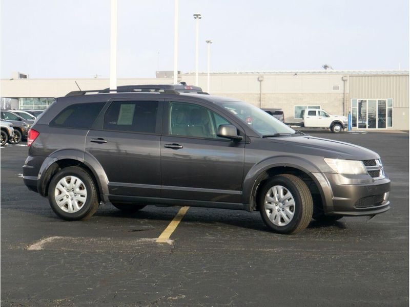 2017 Dodge Journey SEImage 7