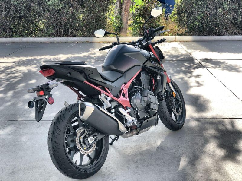 New 2026 Honda CB750 HORNET E-CLUTCH Image 17