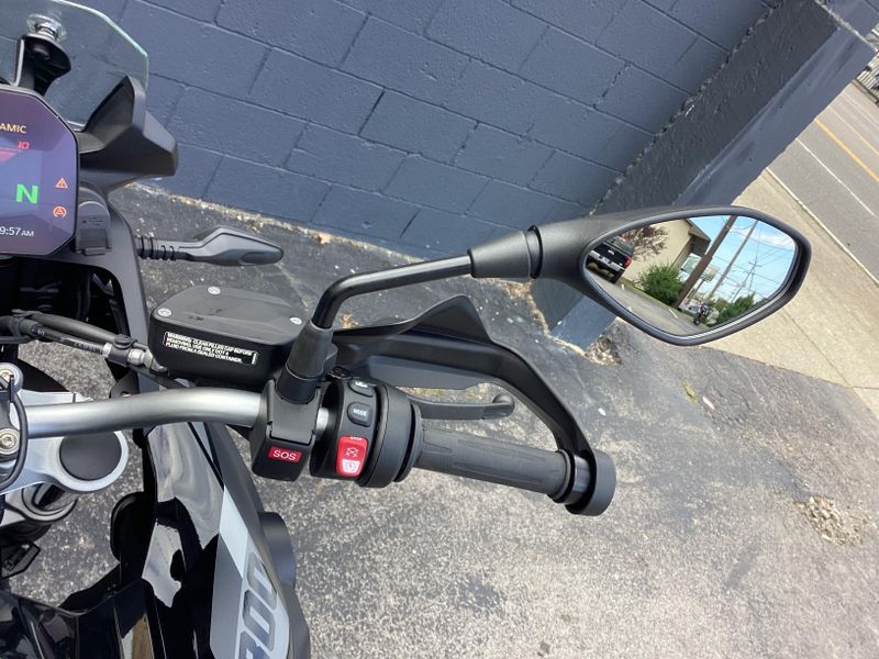 New 2025 BMW F 800 GS 