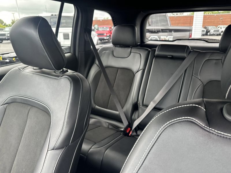 2022 Jeep Grand Cherokee AltitudeImage 30