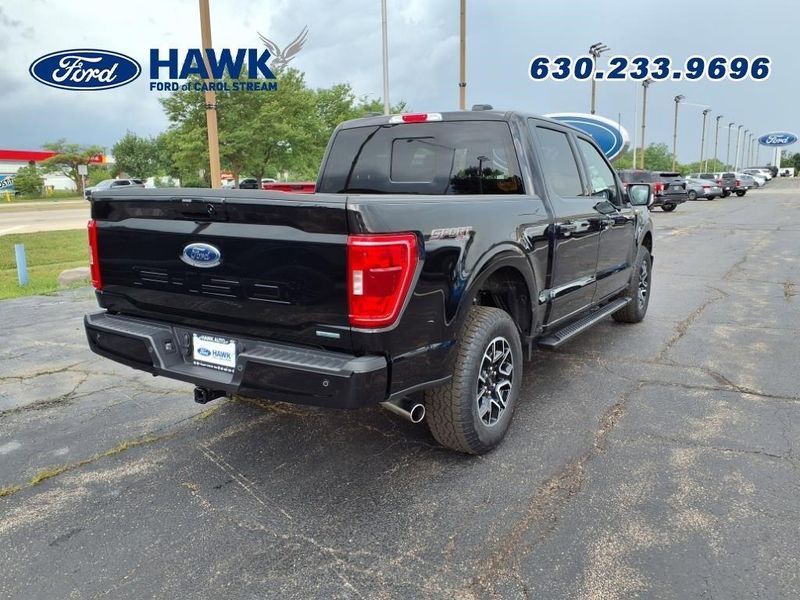 2023 Ford F-150 XLT photo 7