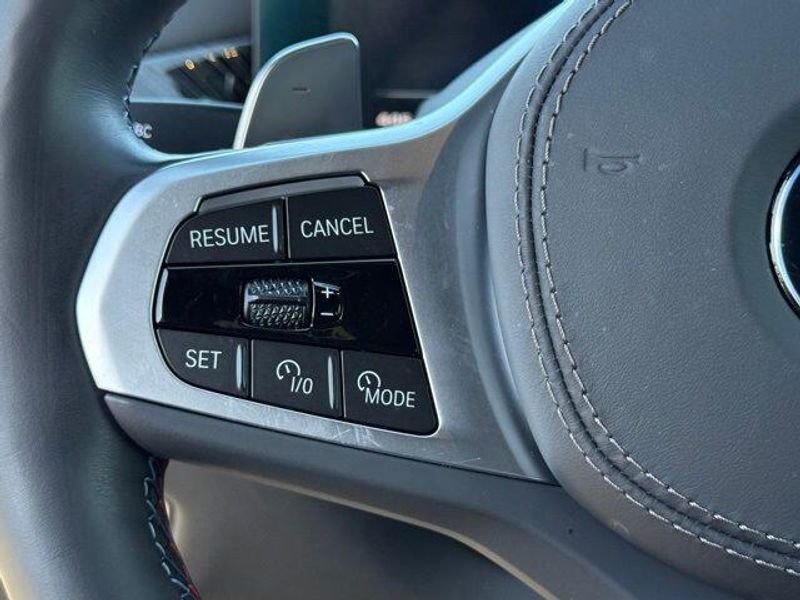 Used 2025 BMW X7 M60iImage 27