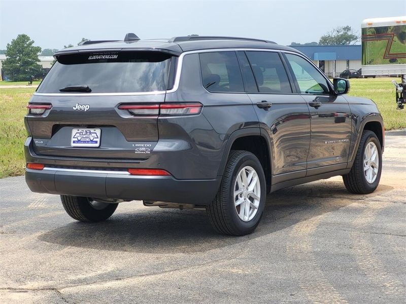 2024 Jeep Grand Cherokee L LaredoImage 6