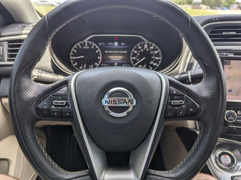 2019 Nissan Maxima PlatinumImage 28