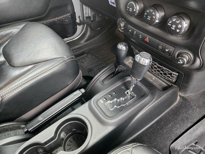 Used 2013 Jeep Wrangler Unlimited Rubicon