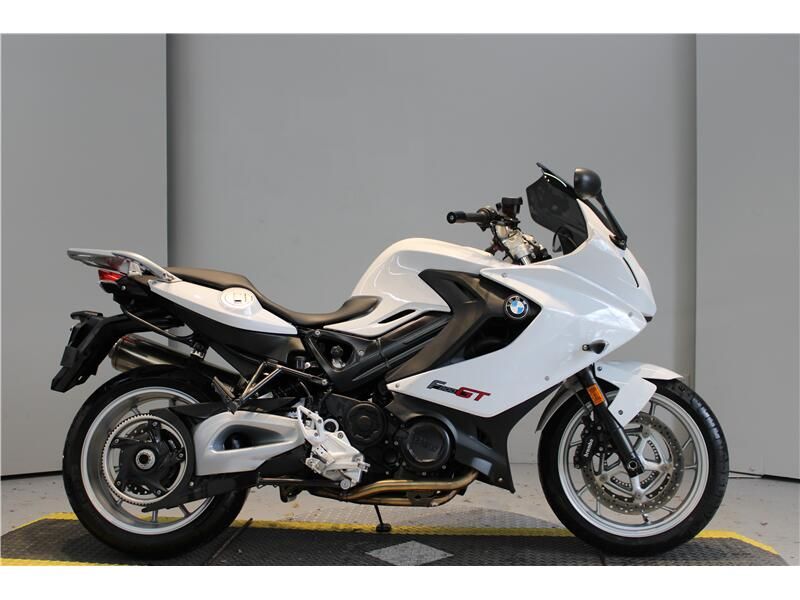 2014 BMW F800GT Image 1