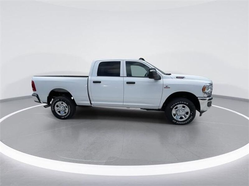 2023 RAM 3500 Tradesman Crew Cab 4x4 6