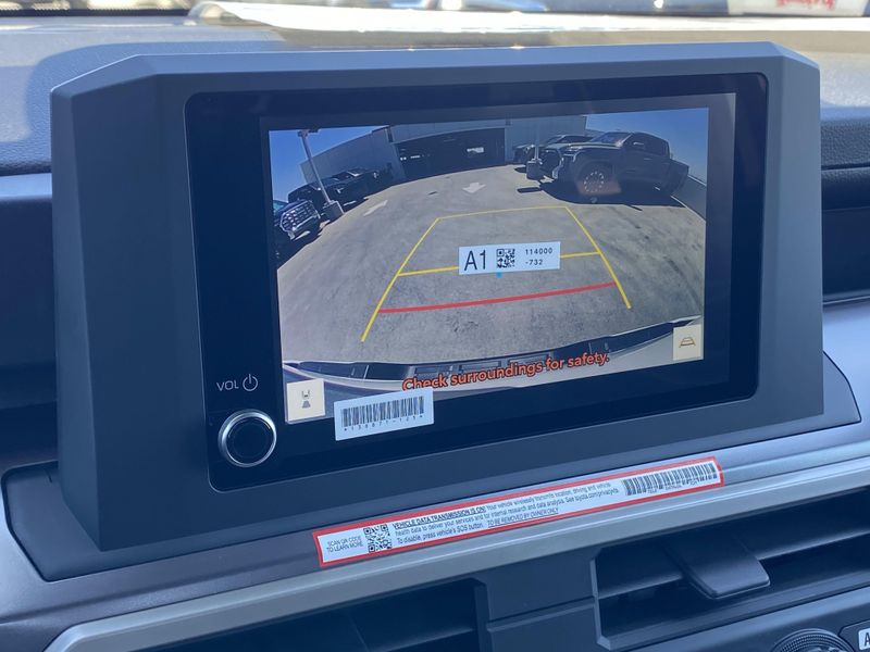 2025 Toyota Tacoma SR5Image 16
