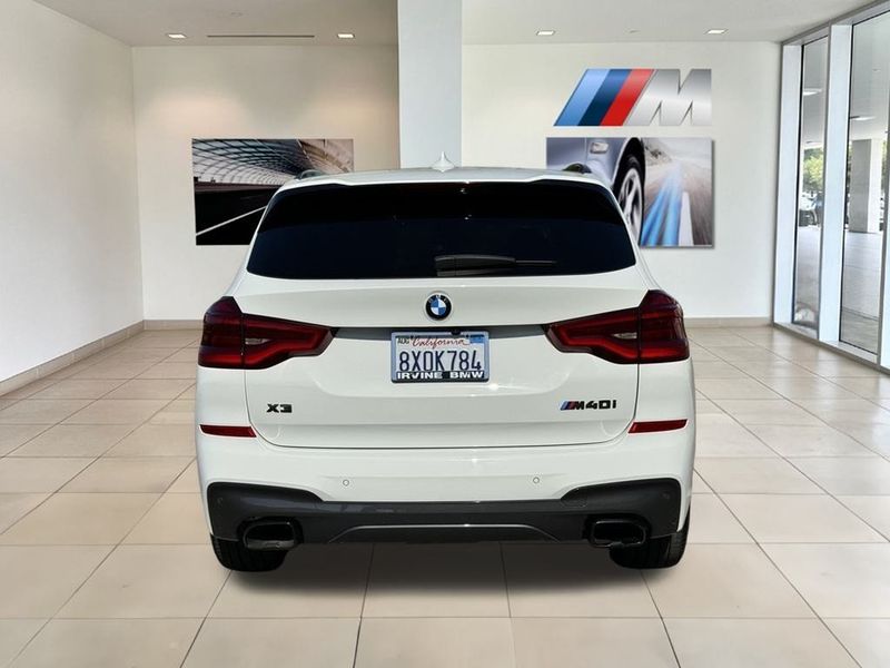 2021 BMW X3 M40iImage 7