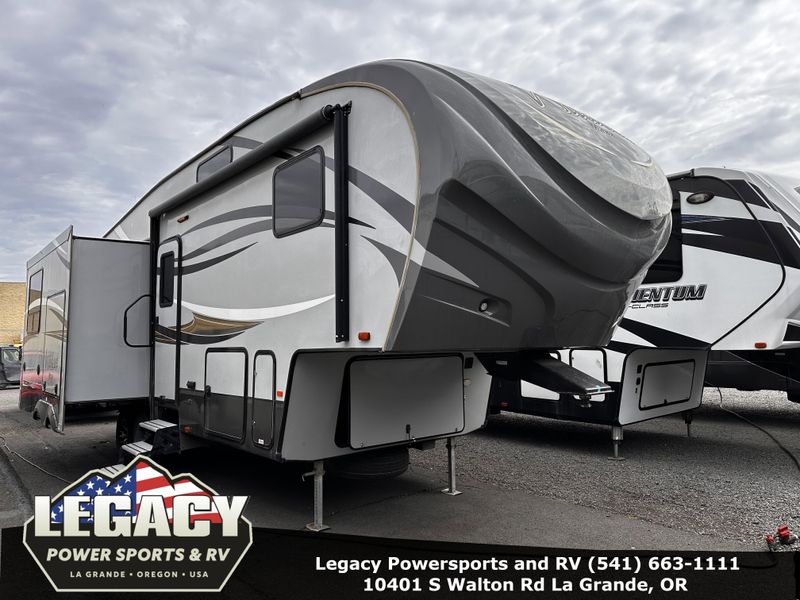 Used 2014 FOREST RIVER WILD CAT Image 1