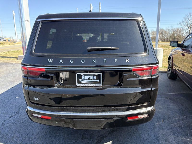 2024 Jeep Wagoneer Series 1Image 7