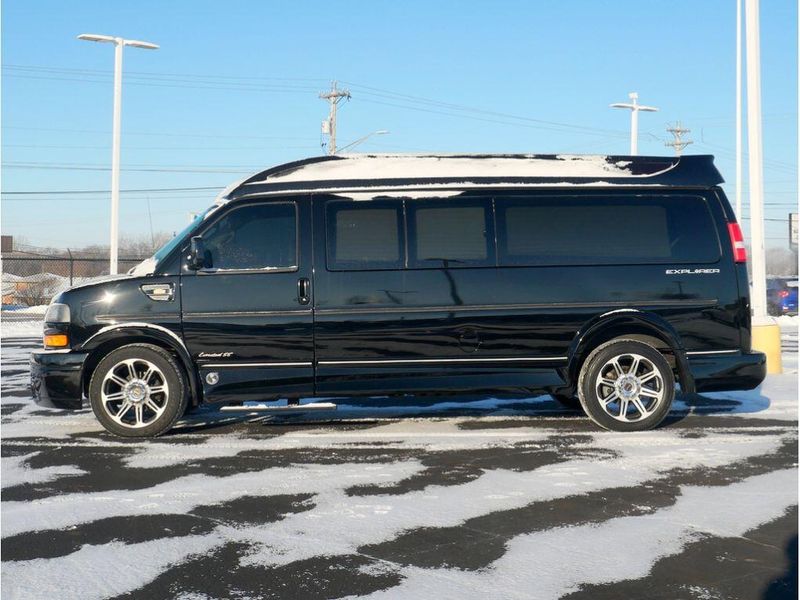 2018 GMC Savana 2500 Image 10