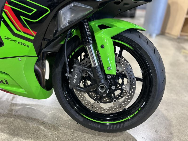 Used 2024 Kawasaki NINJA ZX-6R KRT Image 22