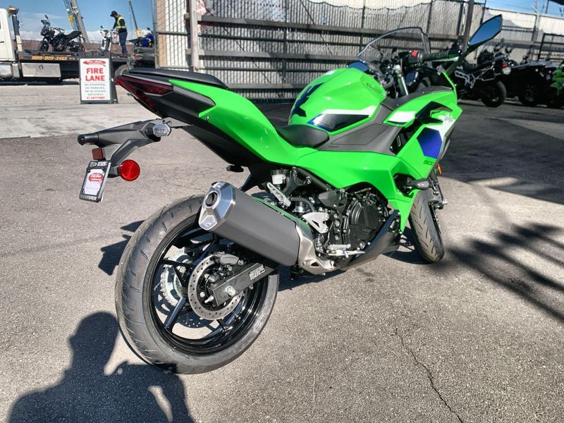 New 2026 Kawasaki NINJA 500 SE ABS Image 13