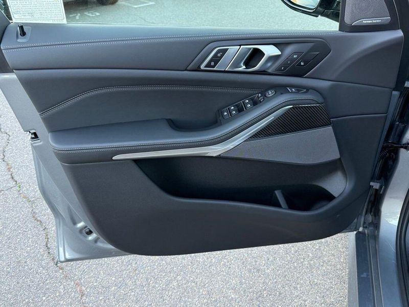 New 2026 BMW X5 M60iImage 19