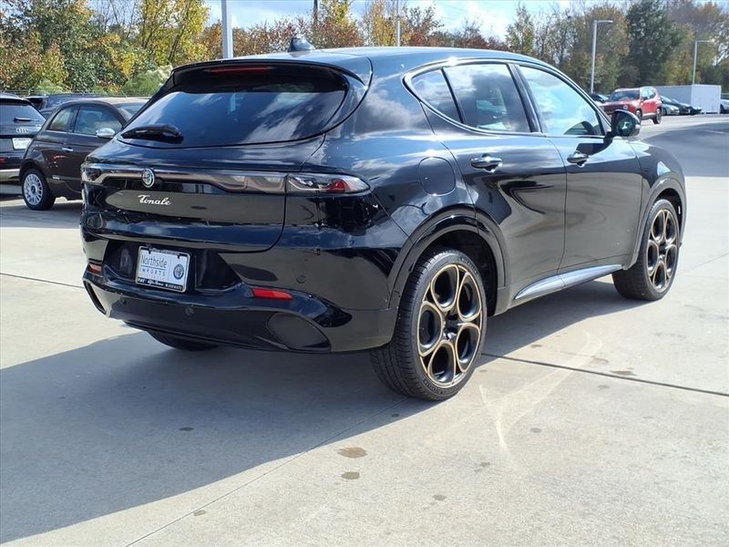 New 2025 Alfa Romeo Tonale IntensaImage 7