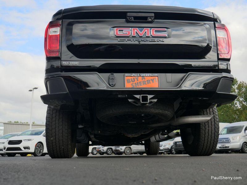 Used 2024 GMC Canyon Elevation