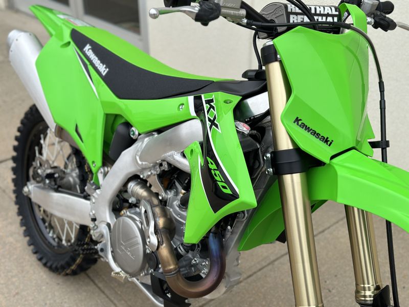 2024 Kawasaki KX 450  in a Lime Green exterior color. Cross Country Powersports 732-491-2900 crosscountrypowersports.com 