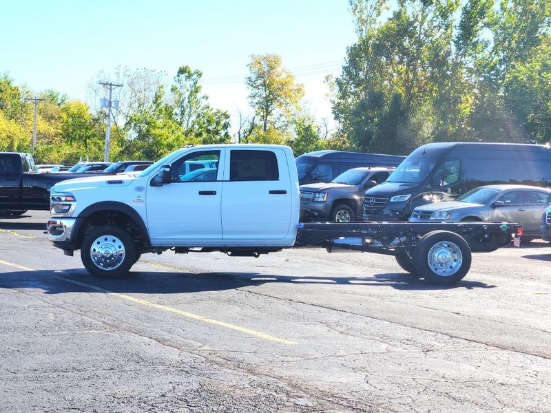 New 2027 RAM 5500 Tradesman Chassis Crew Cab 4x4 84' Ca