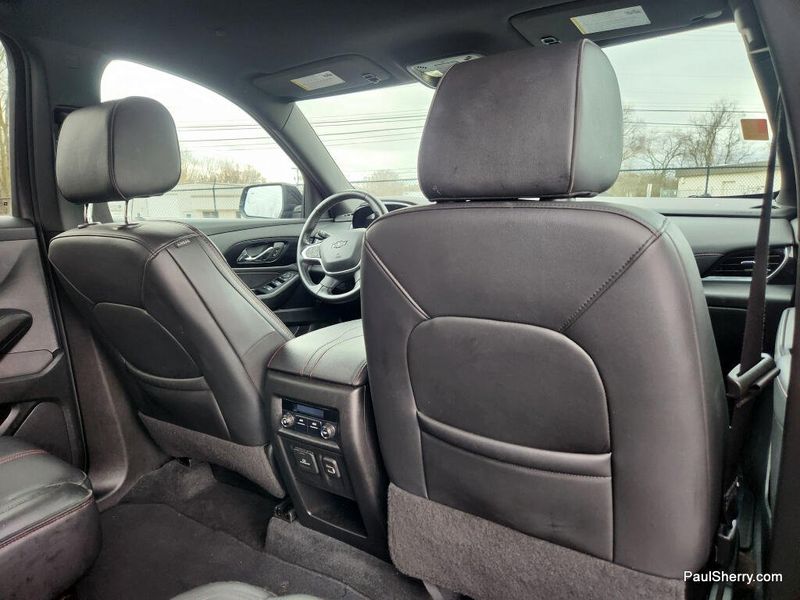 Used 2022 Chevrolet Traverse RS