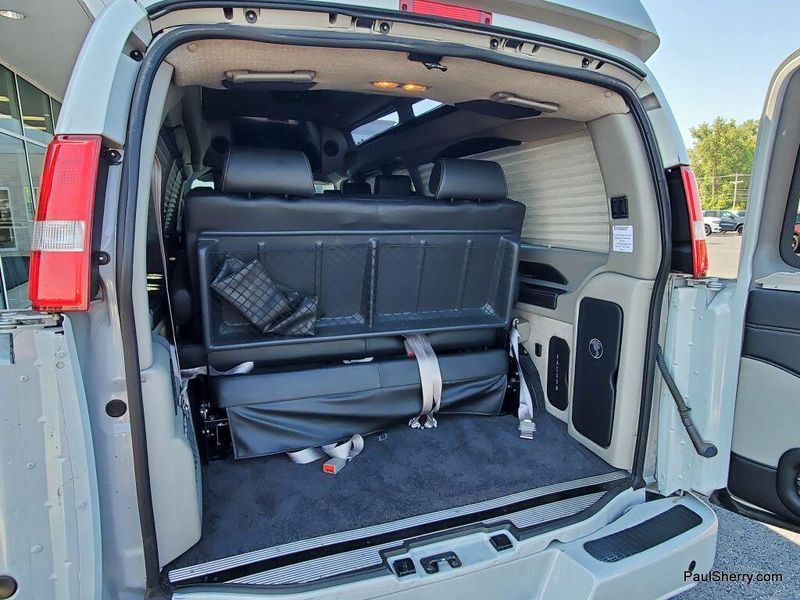 Used 2023 Chevrolet Express Cargo Image 18