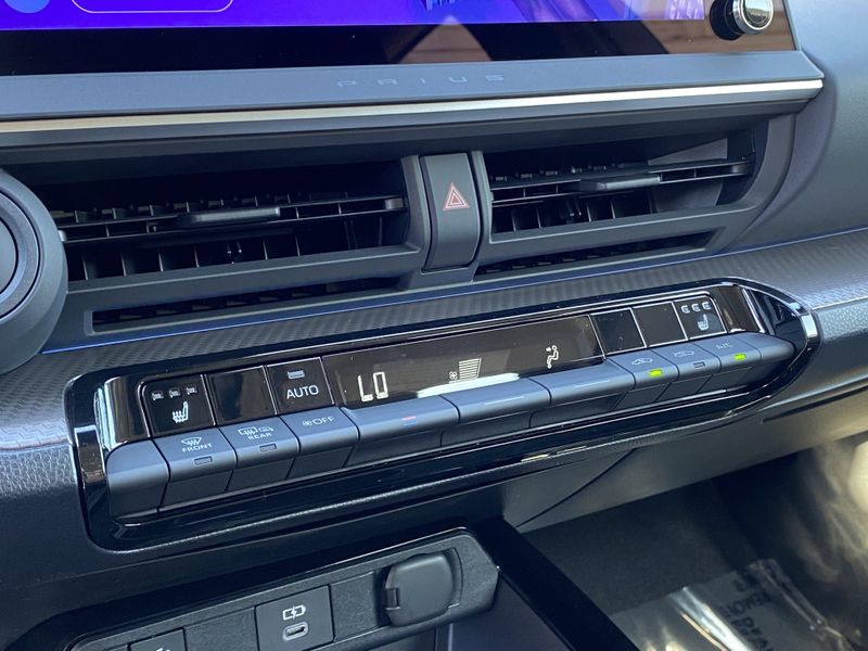 New 2025 Toyota Prius XLEImage 16