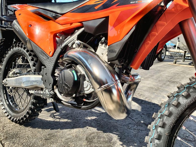 New 2025 KTM 300 SX Image 22