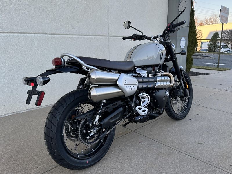 2025 Triumph Scrambler 1200 XImage 3