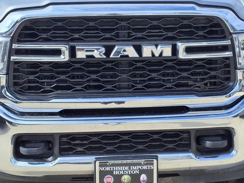 2021 RAM 2500 TradesmanImage 8