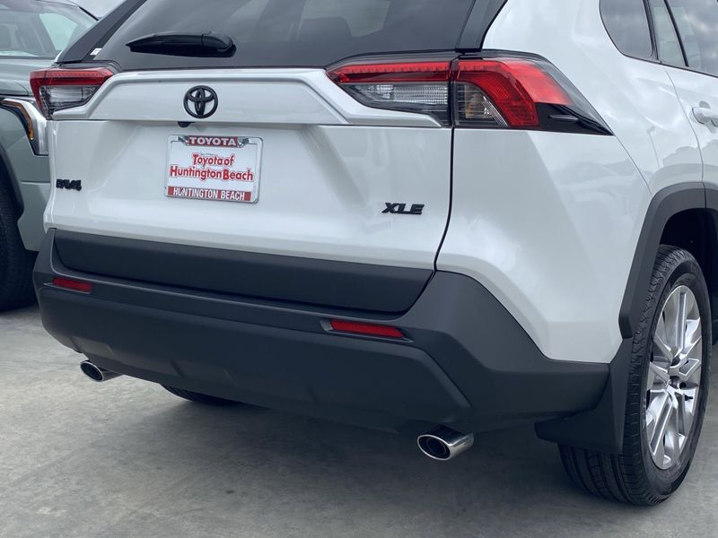 New 2025 Toyota RAV4 XLE PremiumImage 4