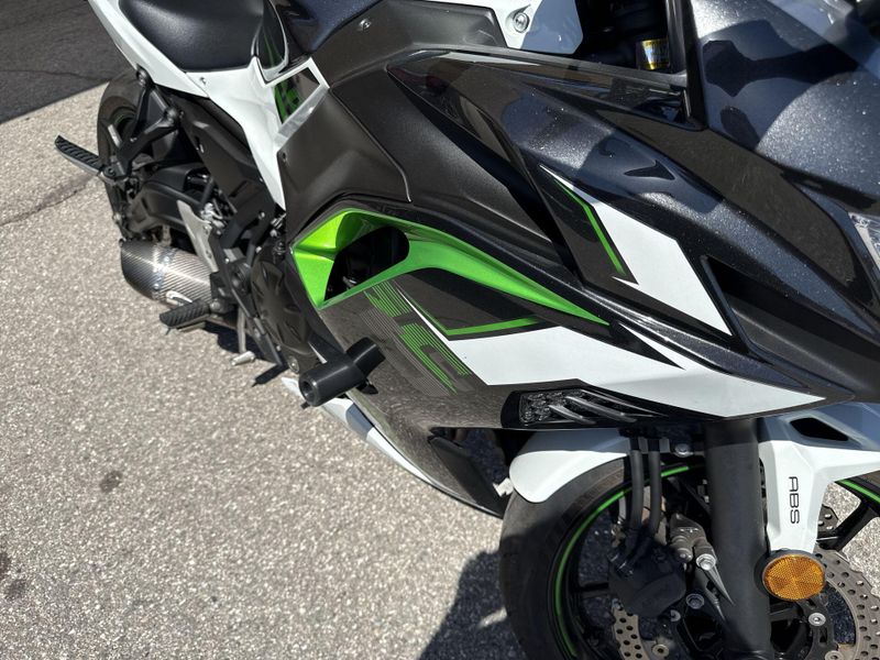 Used 2022 Kawasaki NINJA 650 ABS Image 12
