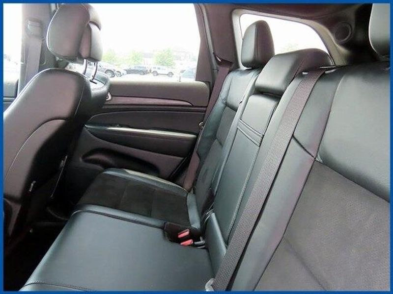 Used 2022 Jeep Grand Cherokee WK Laredo XImage 10
