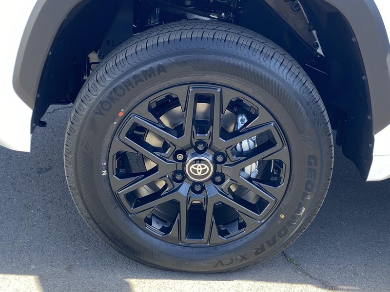 2025 Toyota Tundra LimitedImage 8
