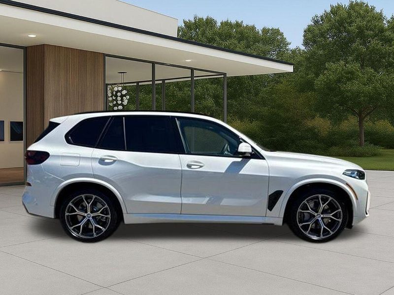 New 2026 BMW X5 xDrive50eImage 7