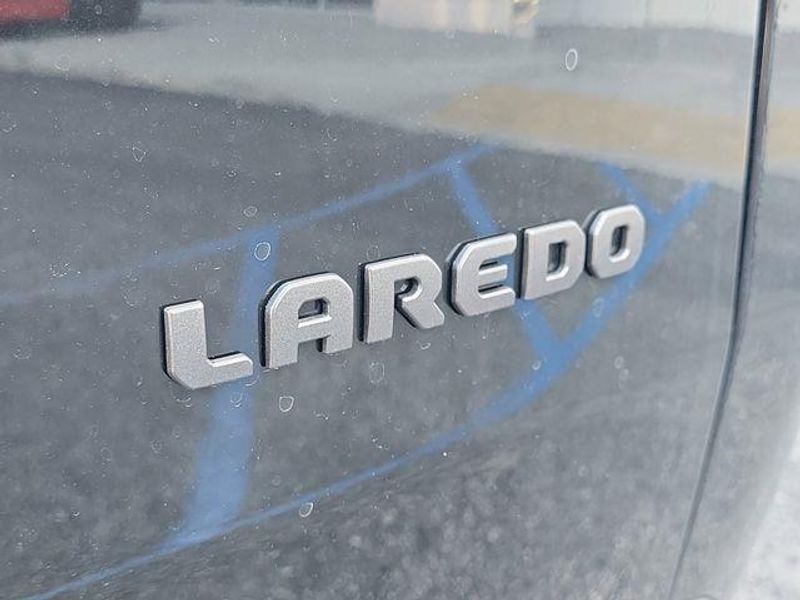 New 2026 Jeep Cherokee Laredo 4x4