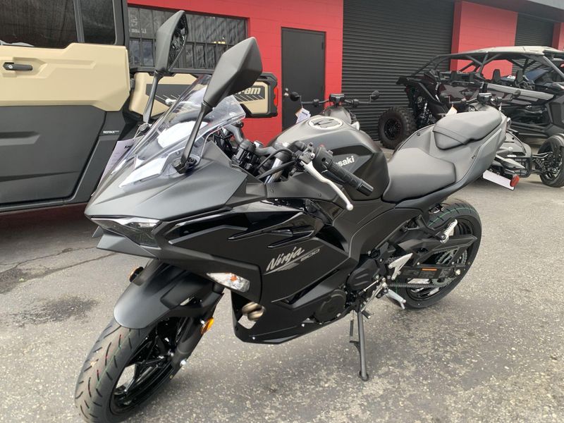 New 2026 Kawasaki NINJA 500 ABS Image 10