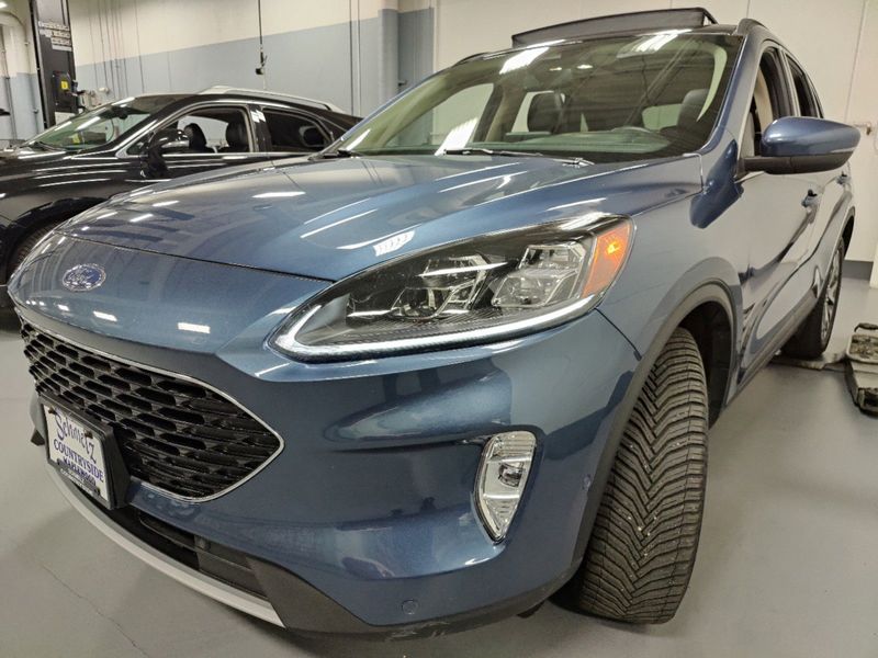 2020 Ford Escape Titanium AWD w/Premium PkgImage 15