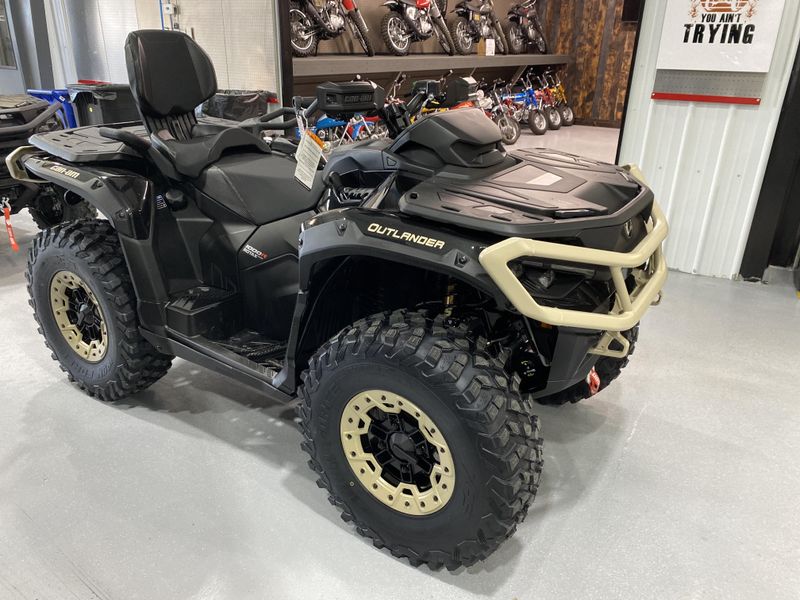 New 2026 Can-Am OUTLANDER MAX BACKCOUNTRY 1000R 