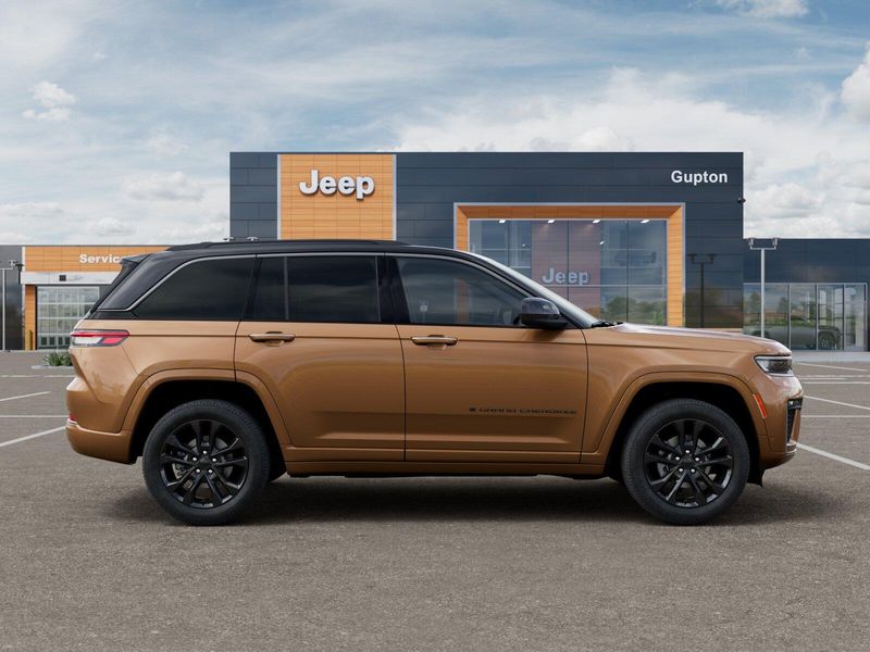 New 2026 Jeep Grand Cherokee Limited Reserve 4x4Image 47