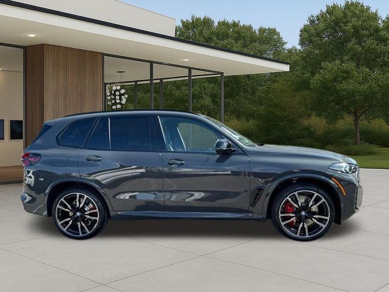 New 2026 BMW X5 M60iImage 7