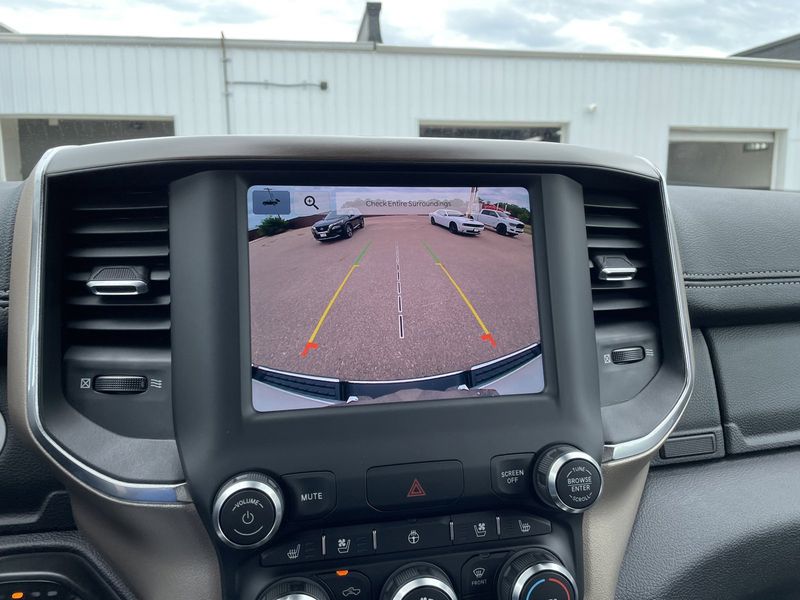 2022 RAM 1500 Laramie Crew Cab 4x4 5