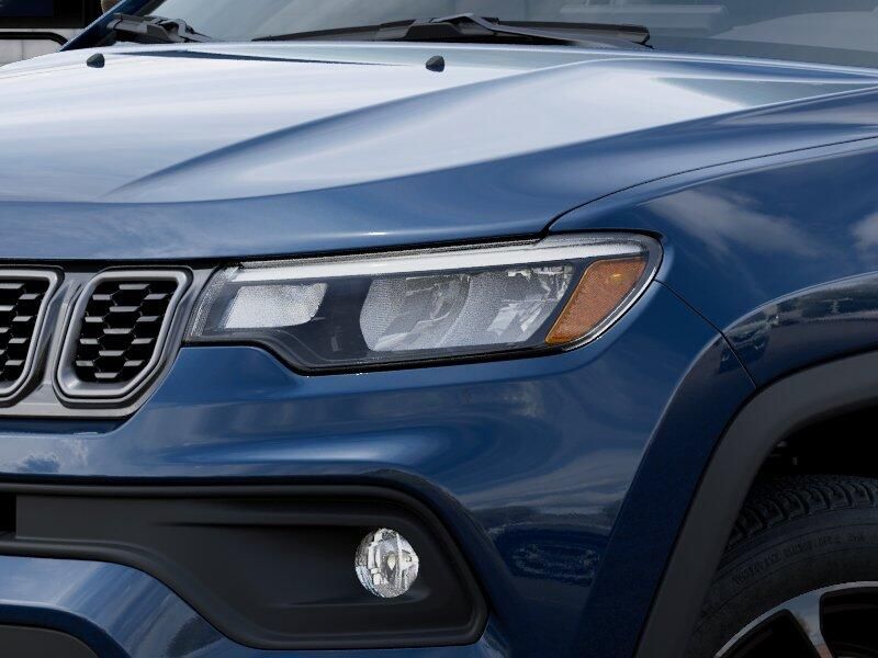 New 2026 Jeep Compass Latitude Altitude 4x4Image 6