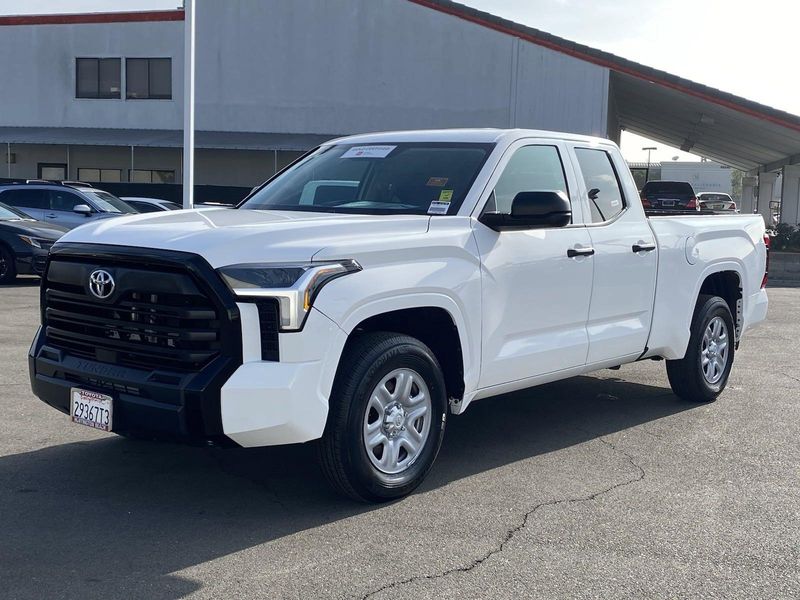 2023 Toyota Tundra SRImage 8