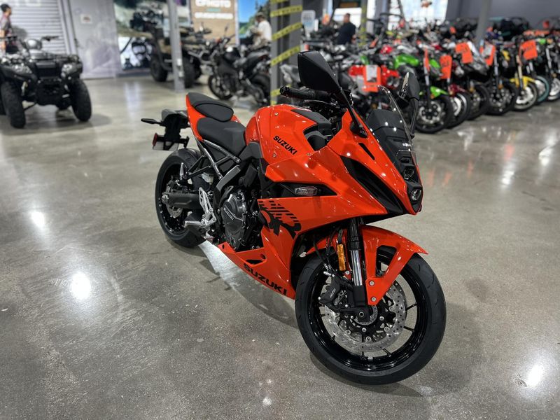 New 2026 Suzuki GSX-8R Image 16