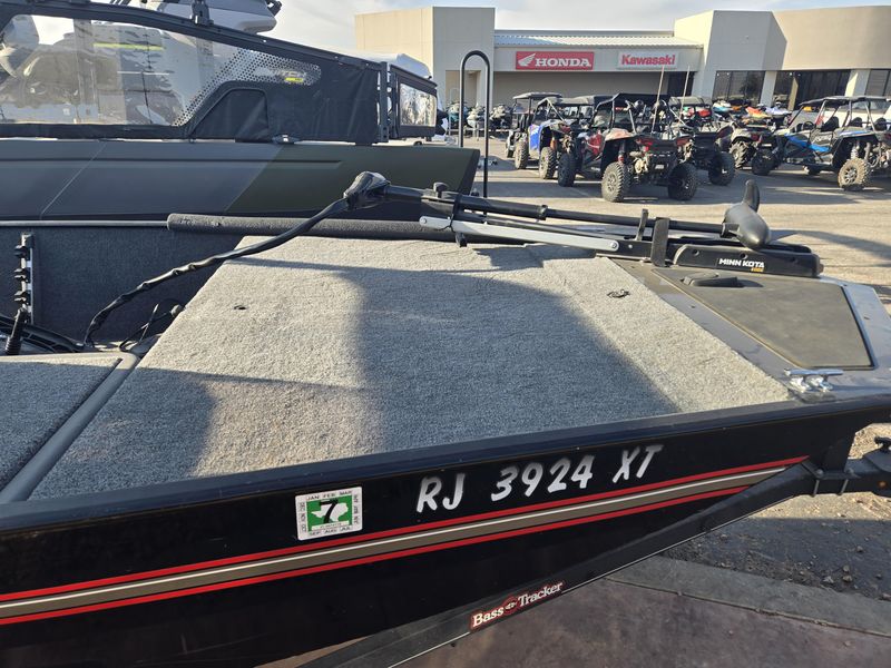 USED 2020 TRACKER BASS CLASSIC LIMITED Image 13