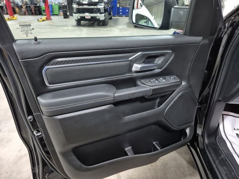 2025 RAM 1500 Big Horn Crew Cab 4x4 5