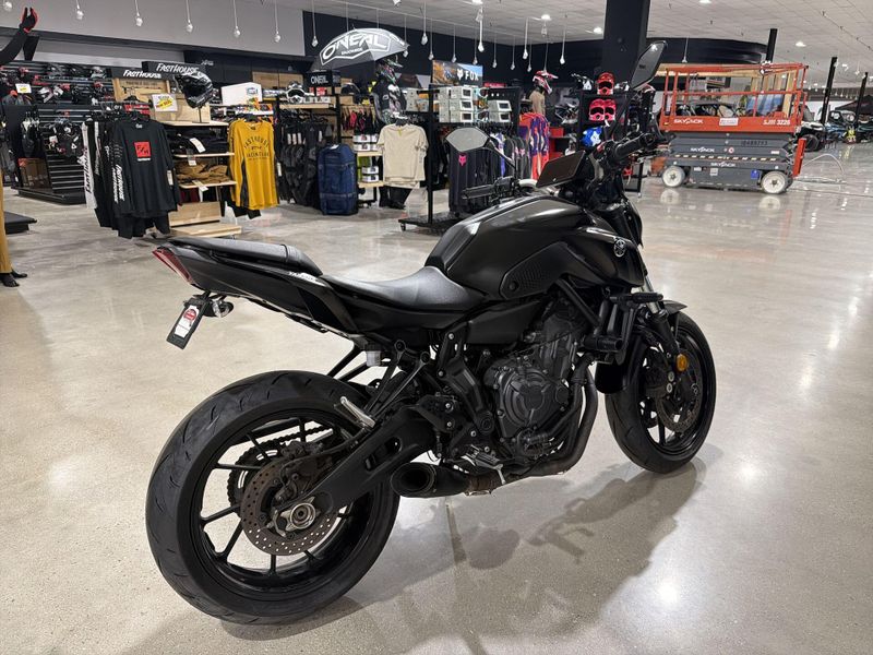 Used 2024 Yamaha MT 07 Image 17
