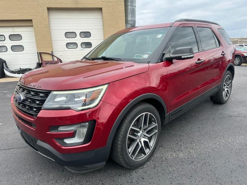 2017 Ford Explorer SportImage 11