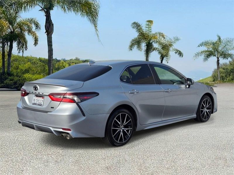 Used 2024 Toyota Camry SE Auto (Natl)