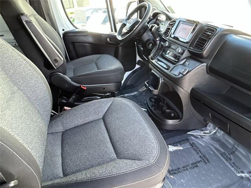 2023 Ram ProMaster 2500 photo 10